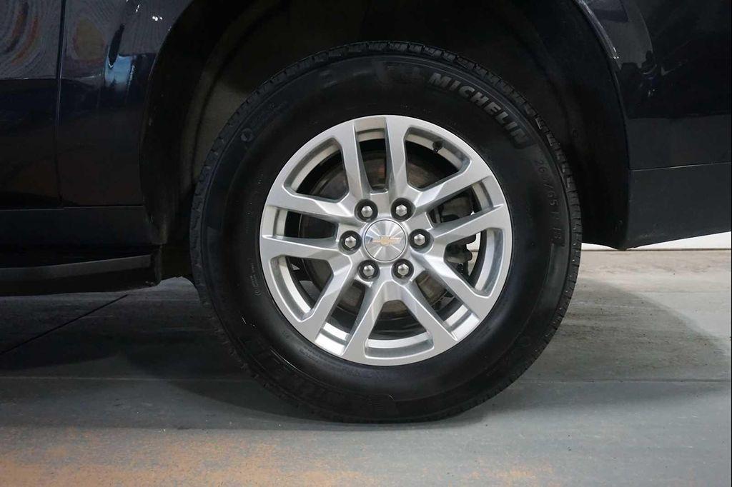 used 2023 Chevrolet Suburban car, priced at $46,888