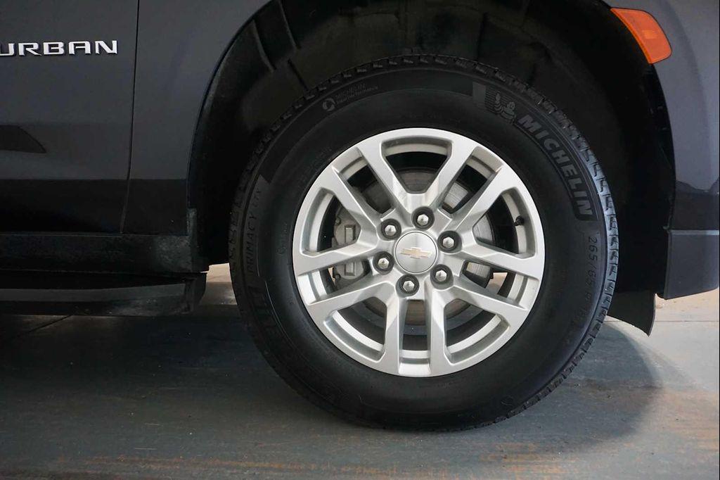 used 2023 Chevrolet Suburban car, priced at $46,888