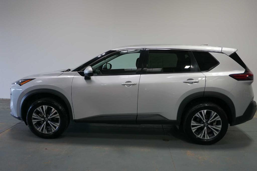 used 2021 Nissan Rogue car, priced at $18,999