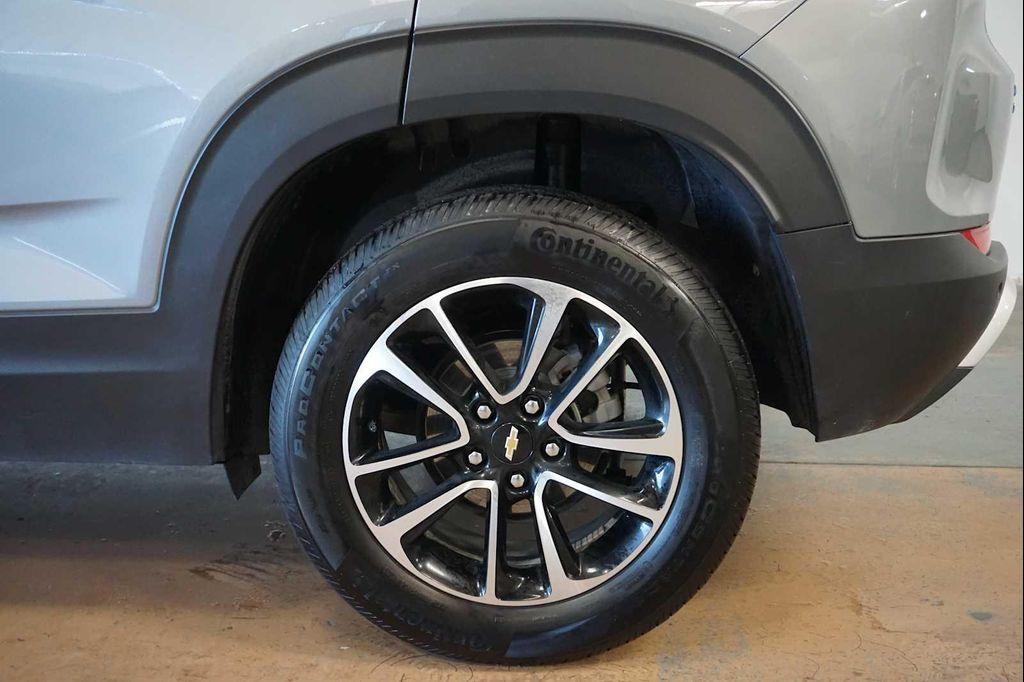 used 2024 Chevrolet TrailBlazer car, priced at $28,999