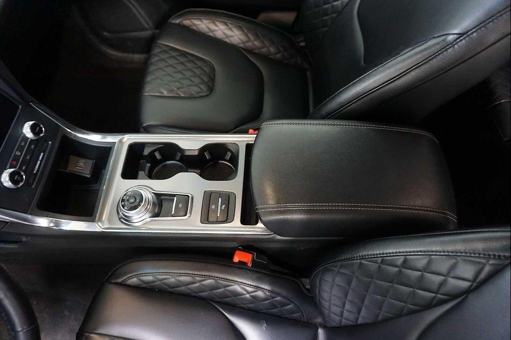 used 2023 Ford Edge car, priced at $23,955
