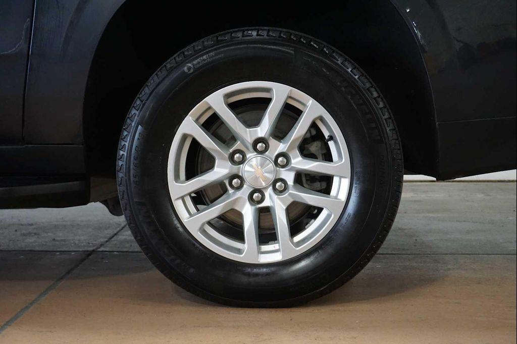 used 2023 Chevrolet Suburban car, priced at $46,888