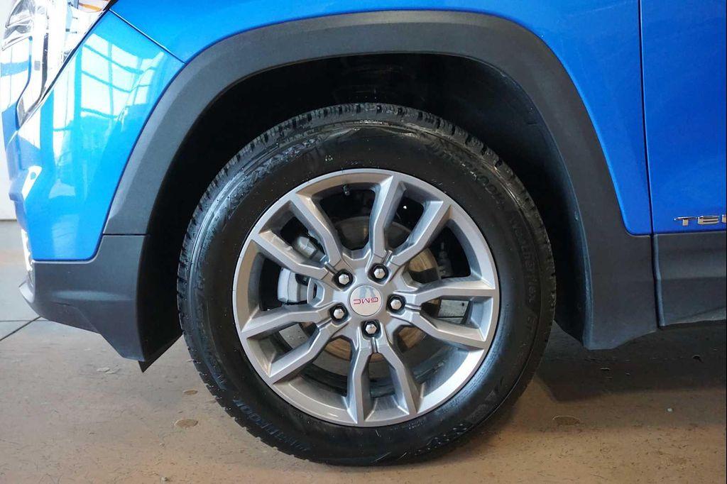 used 2024 GMC Terrain car, priced at $24,999