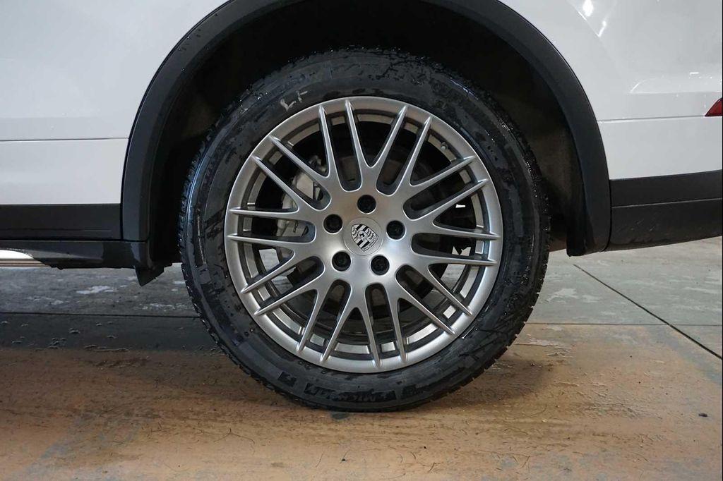 used 2016 Porsche Cayenne car, priced at $23,888