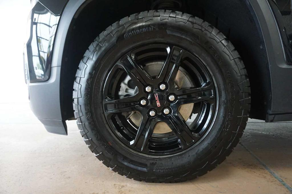 used 2023 GMC Acadia car, priced at $38,888
