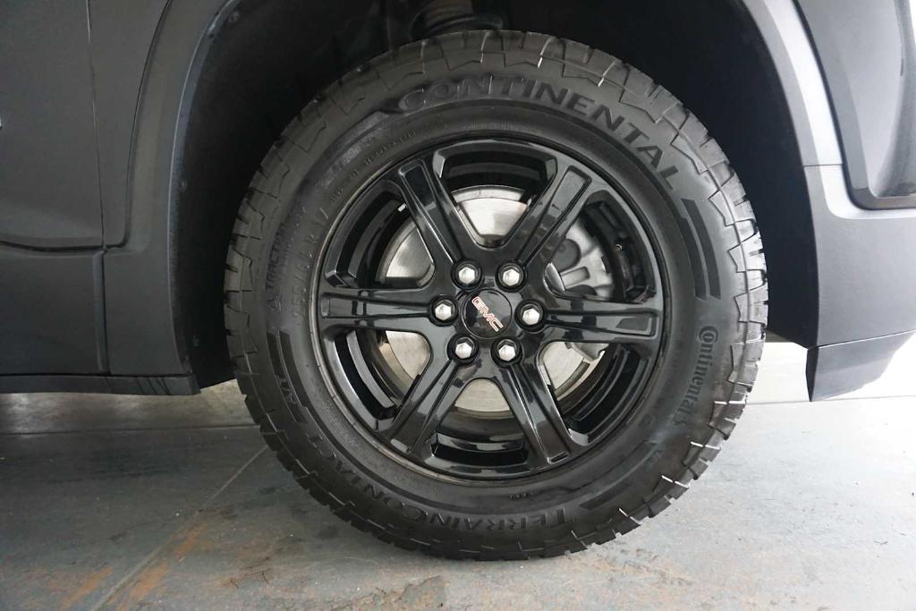 used 2023 GMC Acadia car, priced at $38,888