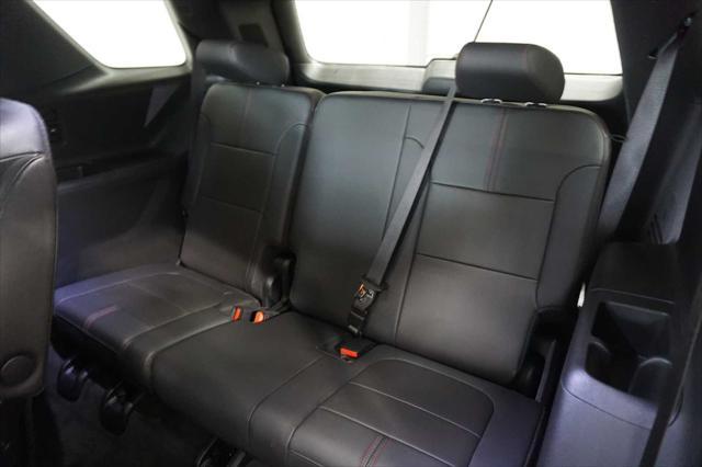 used 2023 Chevrolet Traverse car