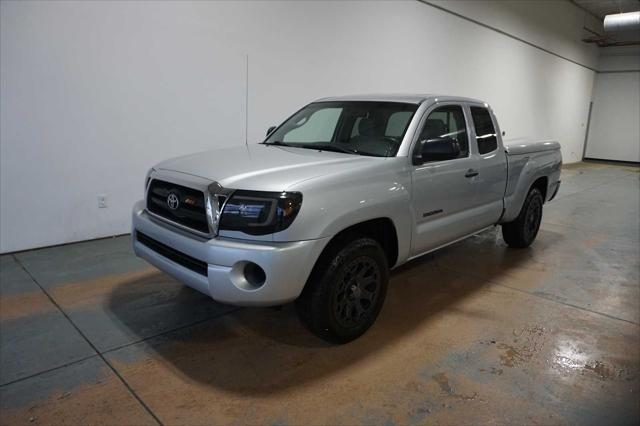 used 2006 Toyota Tacoma car, priced at $10,999