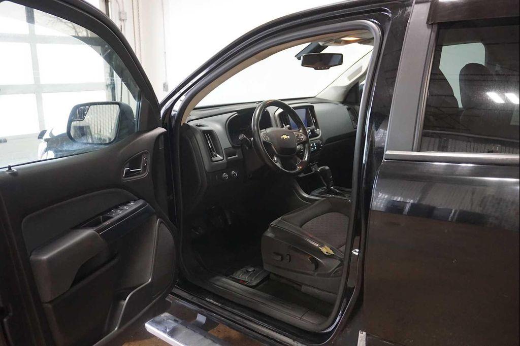used 2015 Chevrolet Colorado car, priced at $17,999