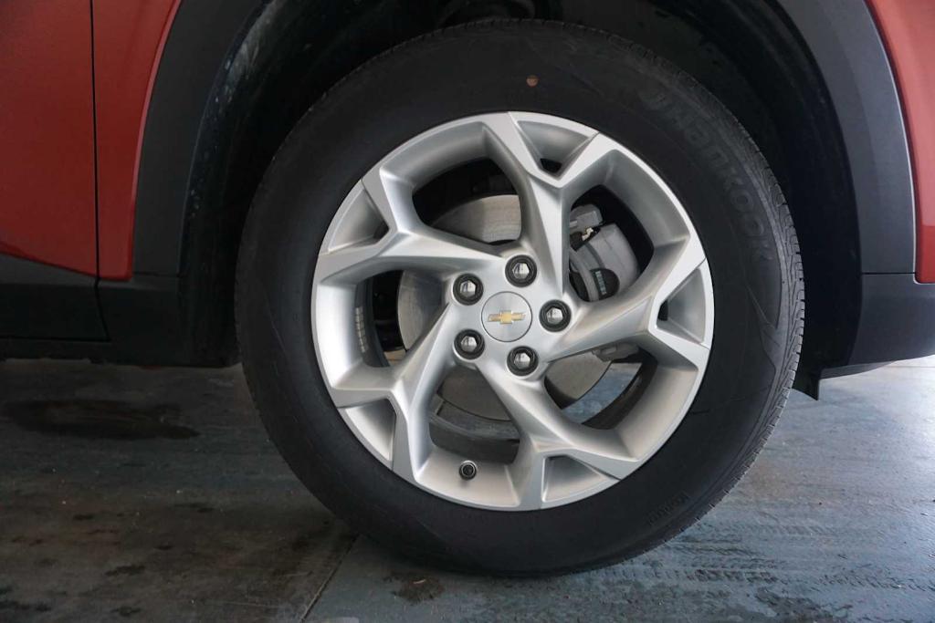 used 2024 Chevrolet Trax car, priced at $22,999