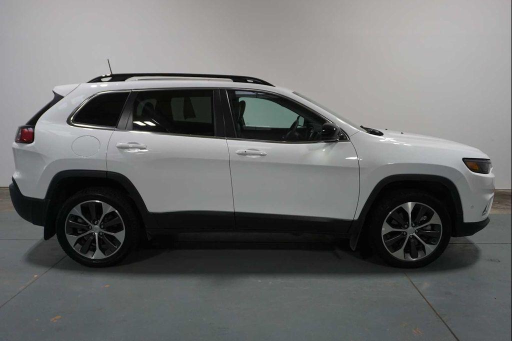 used 2022 Jeep Cherokee car, priced at $24,955