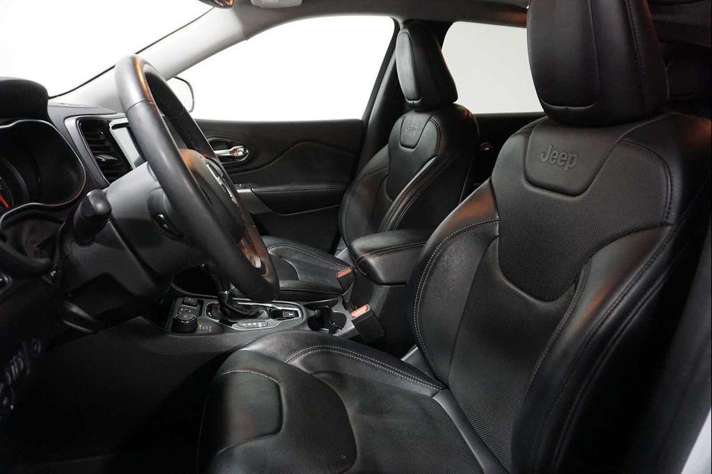 used 2022 Jeep Cherokee car, priced at $24,955