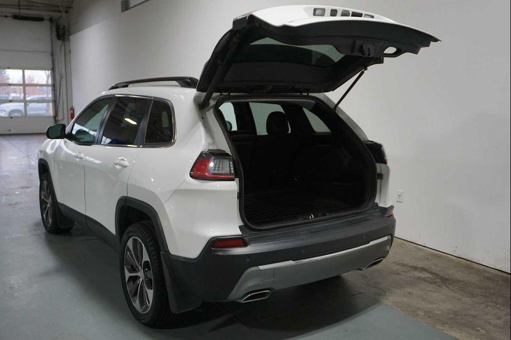 used 2022 Jeep Cherokee car, priced at $24,955