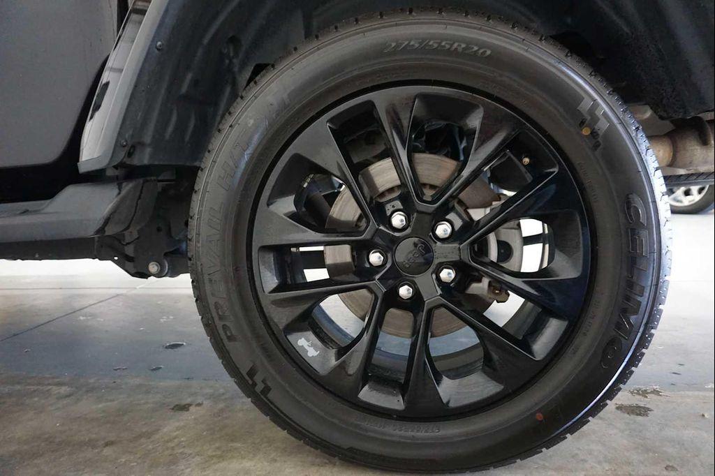 used 2023 Jeep Gladiator car, priced at $33,999