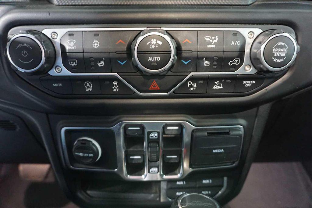 used 2023 Jeep Gladiator car, priced at $33,999