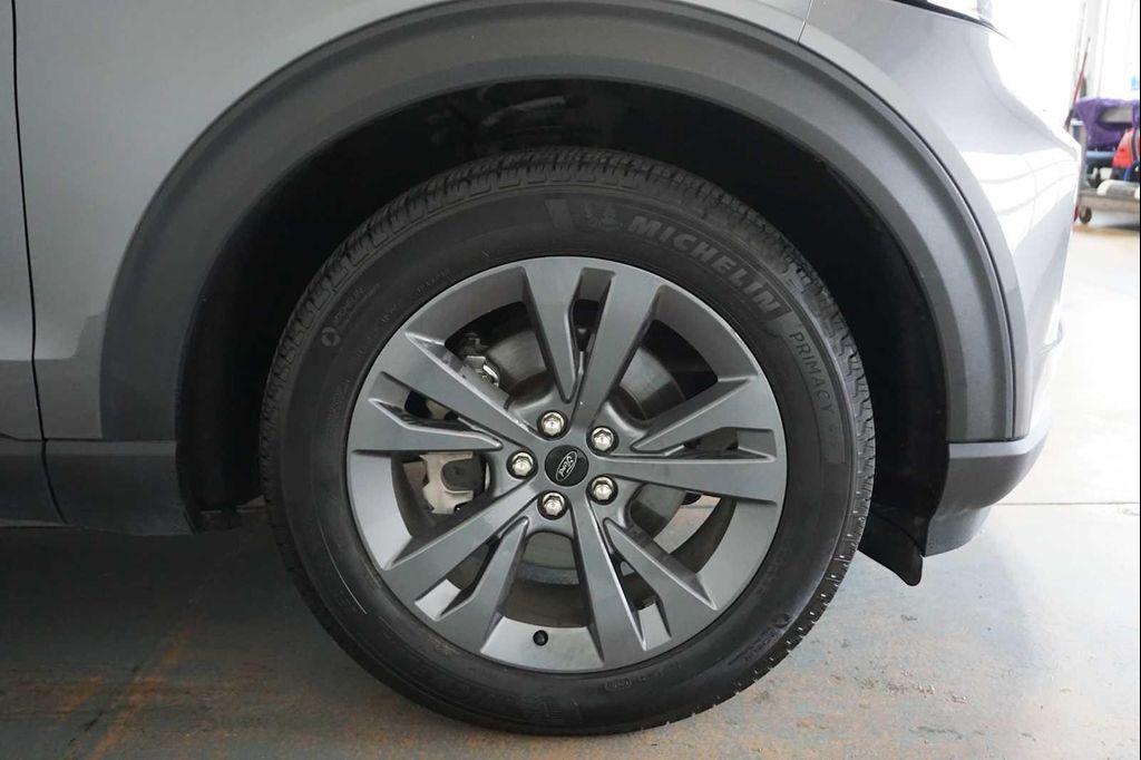 used 2022 Ford Explorer car, priced at $26,888