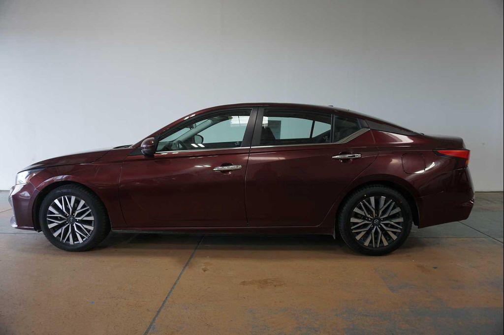 used 2023 Nissan Altima car, priced at $18,888