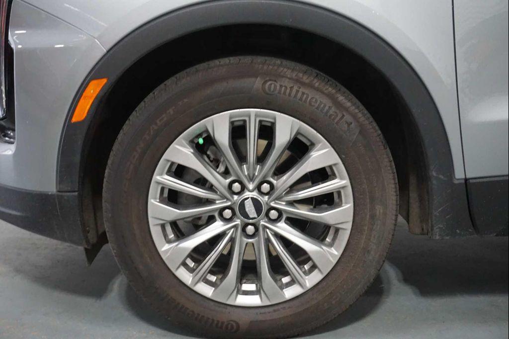 used 2024 Cadillac XT4 car, priced at $34,888