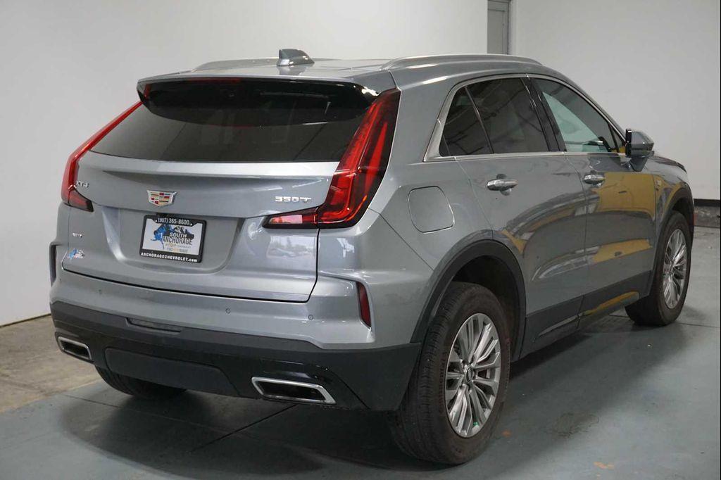 used 2024 Cadillac XT4 car, priced at $34,888