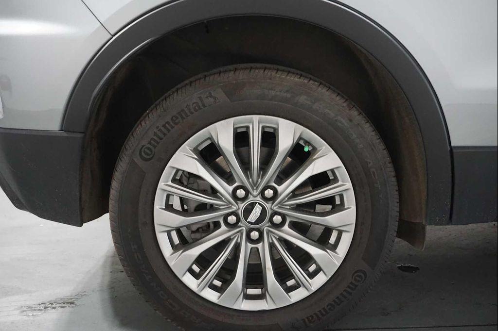 used 2024 Cadillac XT4 car, priced at $34,888