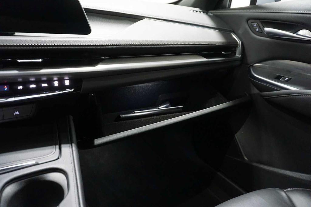 used 2024 Cadillac XT4 car, priced at $34,888