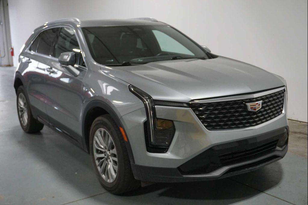 used 2024 Cadillac XT4 car, priced at $34,888