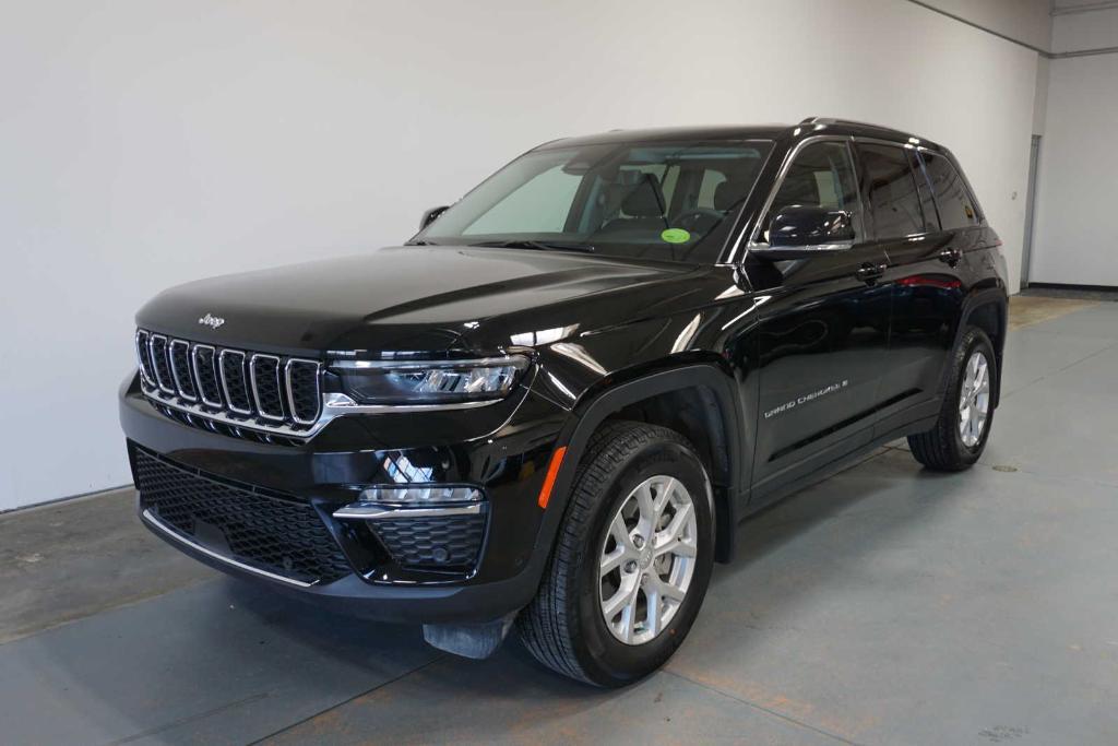 used 2023 Jeep Grand Cherokee car, priced at $42,888