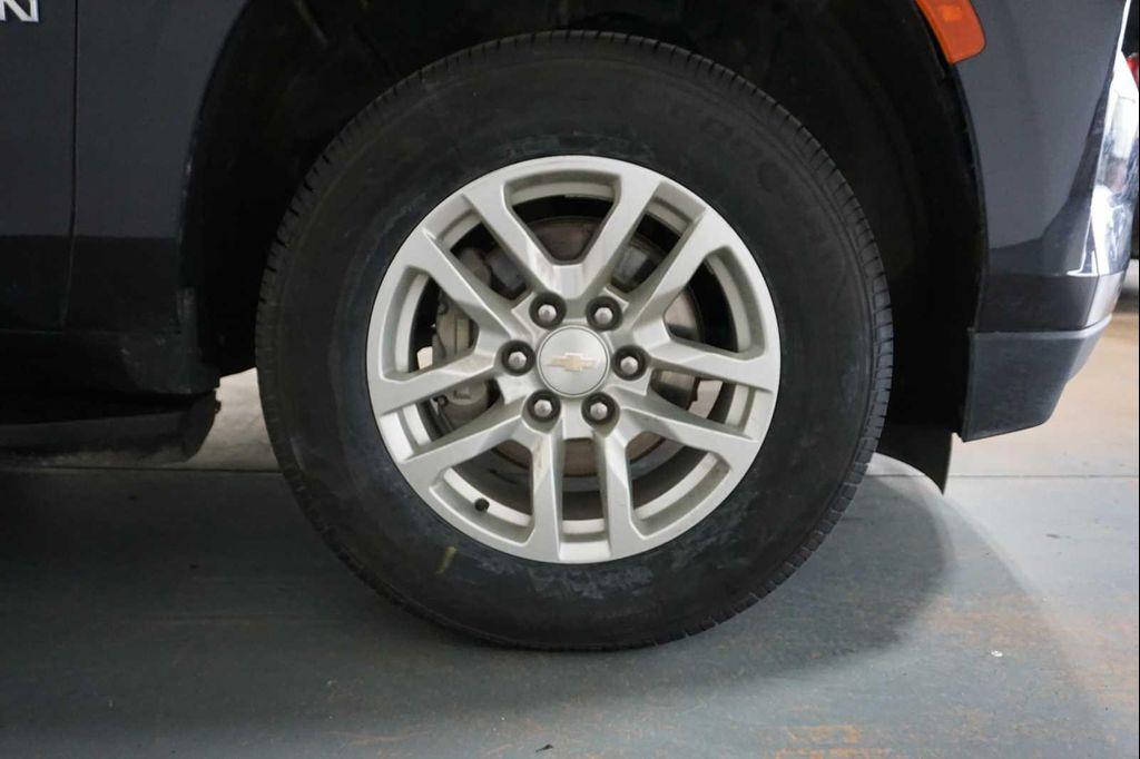 used 2023 Chevrolet Suburban car, priced at $44,999