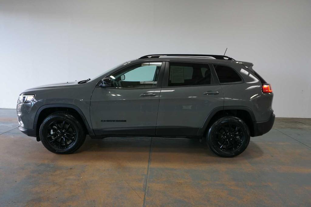 used 2023 Jeep Cherokee car, priced at $22,999