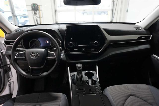 used 2023 Toyota Highlander car, priced at $33,999