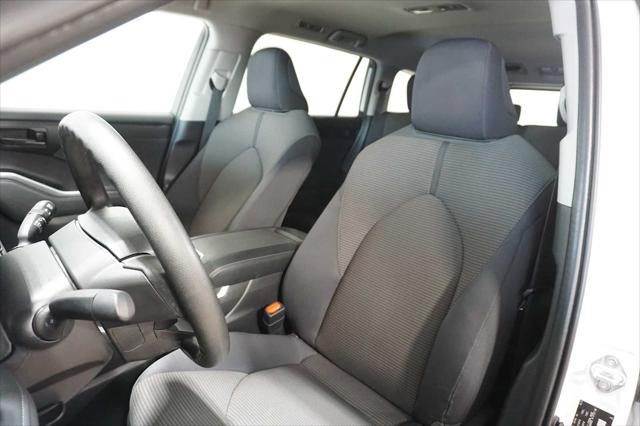 used 2023 Toyota Highlander car, priced at $33,999