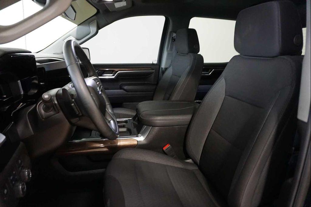 used 2024 Chevrolet Silverado 1500 car, priced at $47,975