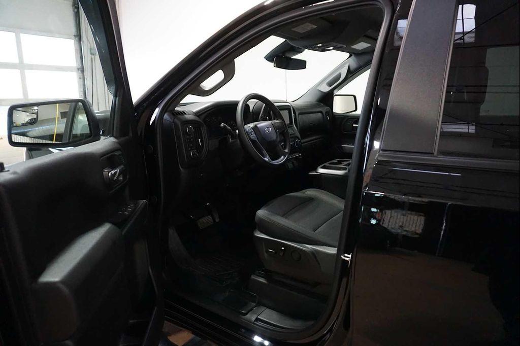 used 2024 Chevrolet Silverado 1500 car, priced at $41,999