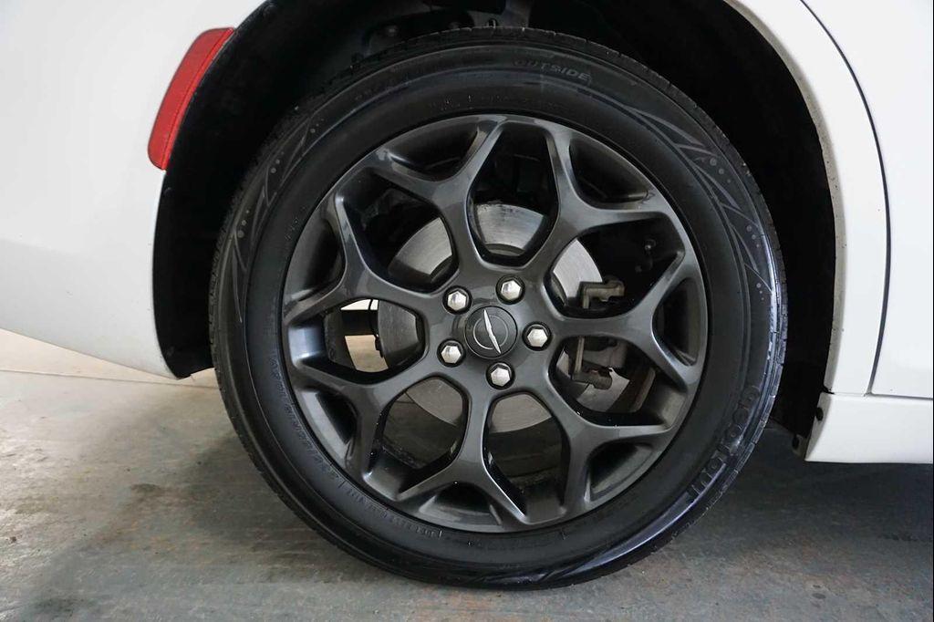 used 2019 Chrysler 300 car, priced at $22,999