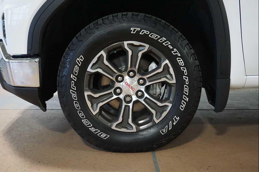 used 2022 GMC Sierra 1500 car, priced at $45,999