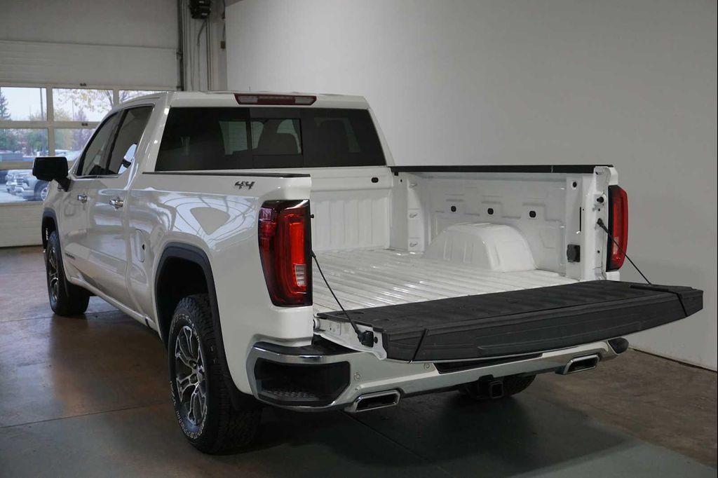 used 2022 GMC Sierra 1500 car, priced at $45,999