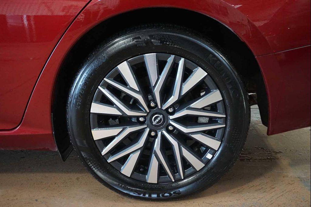 used 2024 Nissan Altima car, priced at $18,900