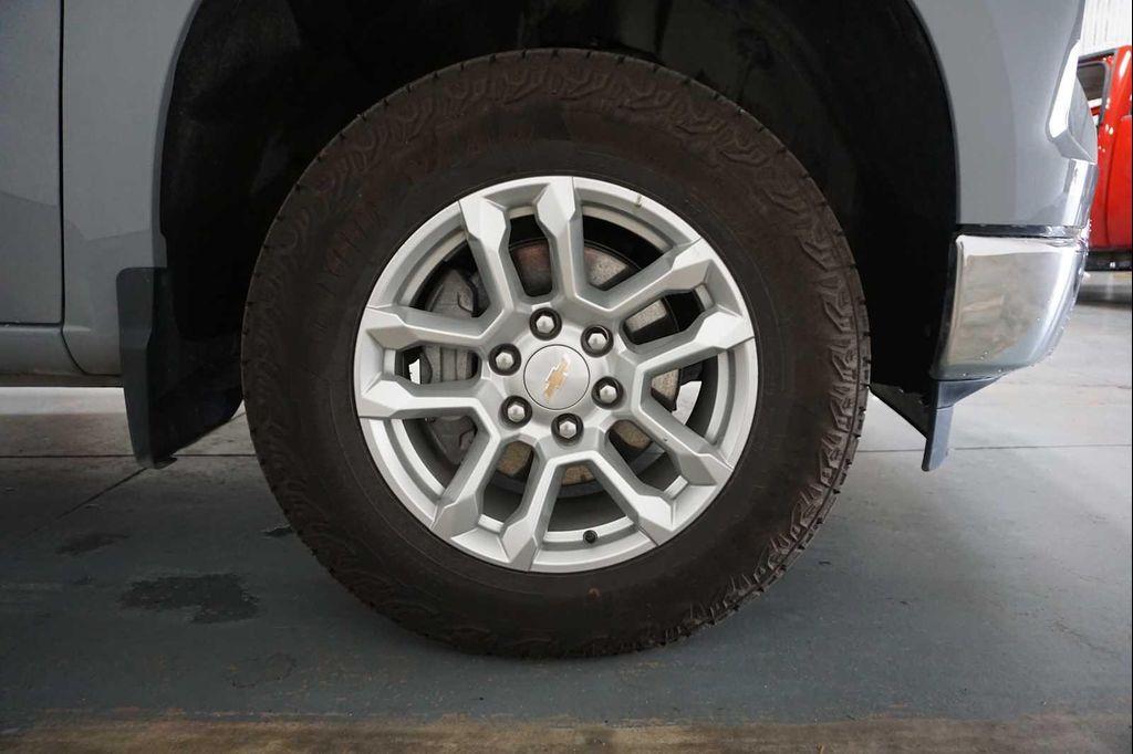 used 2024 Chevrolet Silverado 1500 car, priced at $43,900