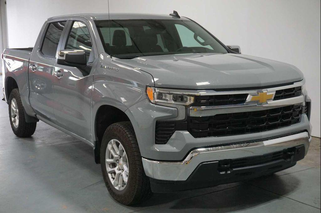 used 2024 Chevrolet Silverado 1500 car, priced at $43,900