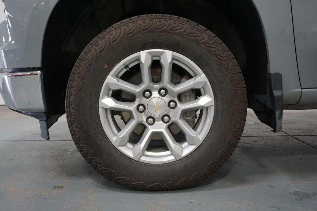 used 2024 Chevrolet Silverado 1500 car, priced at $43,900
