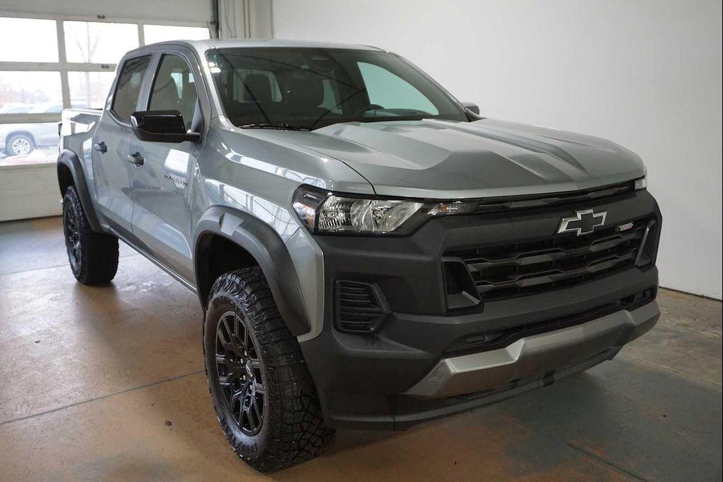 used 2024 Chevrolet Colorado car, priced at $37,888