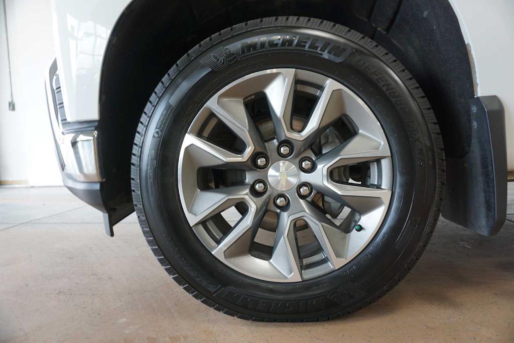 used 2019 Chevrolet Silverado 1500 car, priced at $31,888