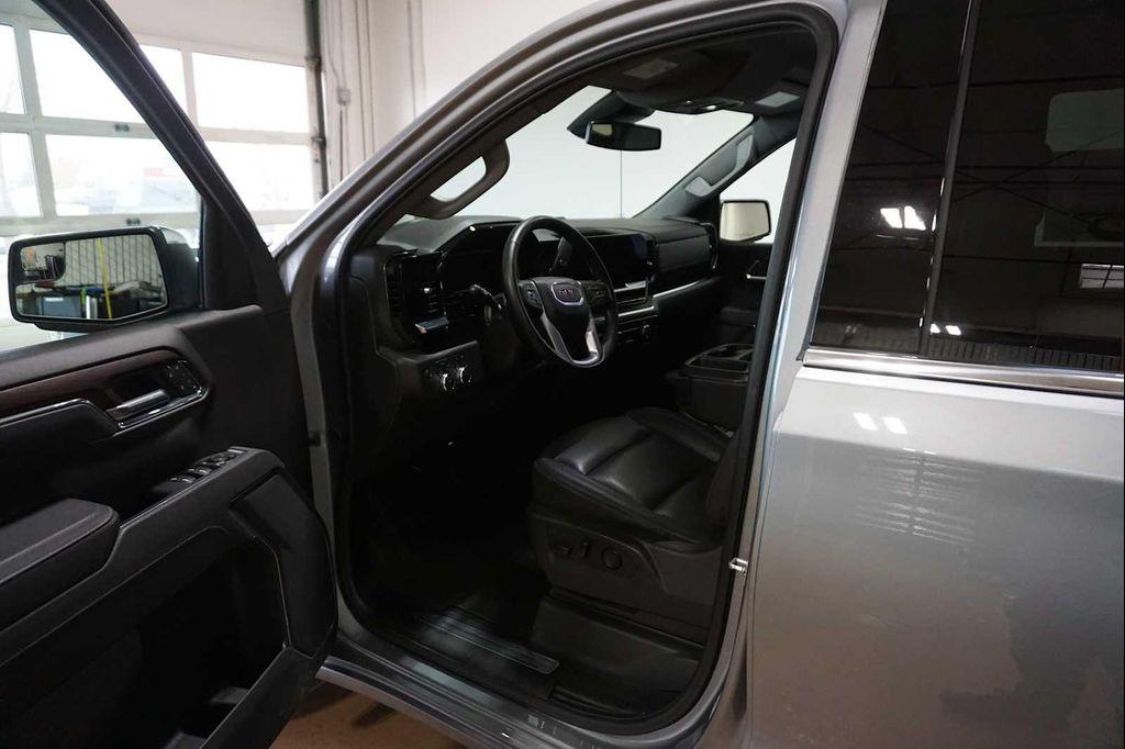 used 2025 GMC Sierra 1500 car, priced at $48,888