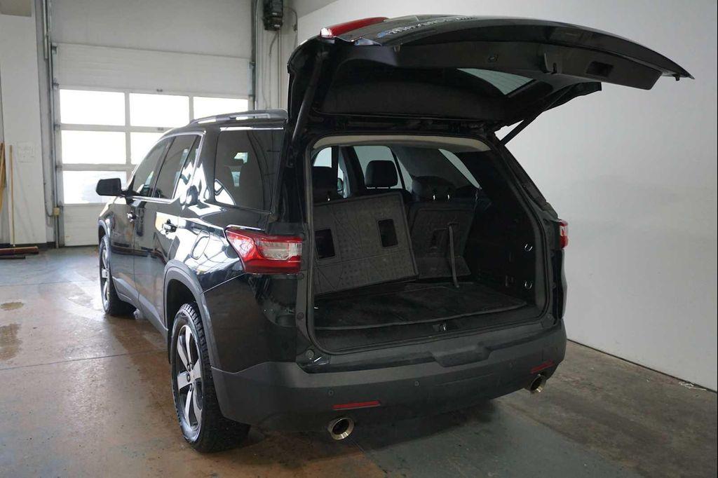 used 2019 Chevrolet Traverse car, priced at $24,999