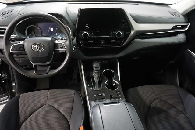 used 2023 Toyota Highlander car, priced at $33,999