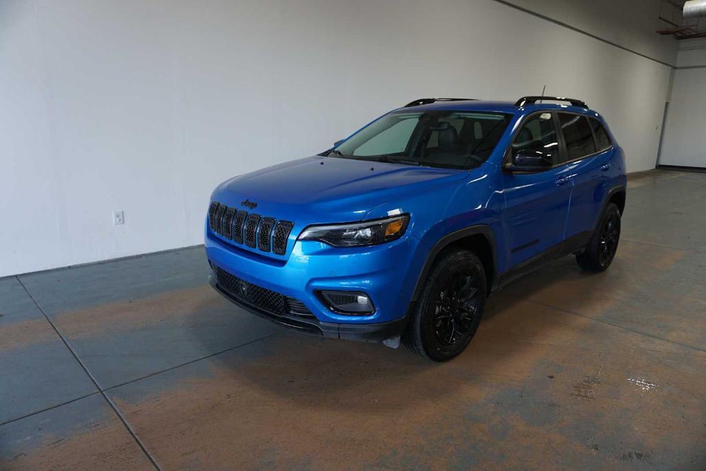 used 2023 Jeep Cherokee car, priced at $22,999