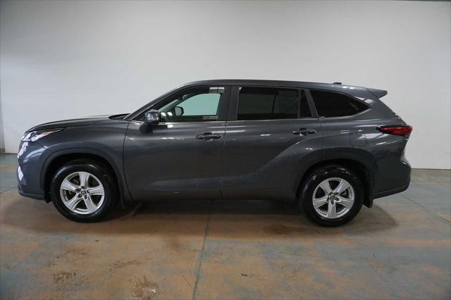 used 2023 Toyota Highlander car, priced at $33,999