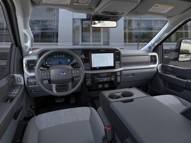 new 2025 Ford F-350 car