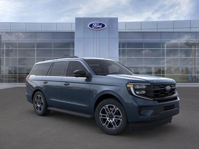 new 2025 Ford Expedition car, priced at $71,405