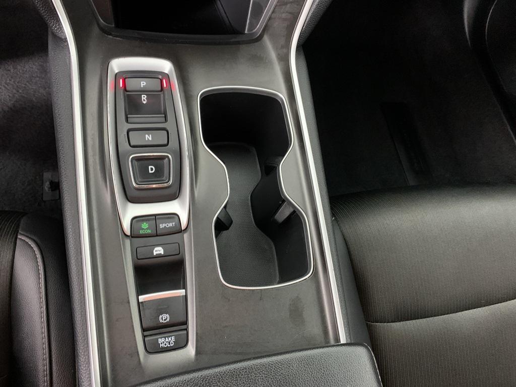 used 2022 Honda Accord Hybrid car, priced at $25,427